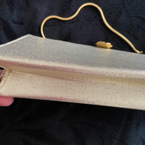 Vintage Gold Clutch - Picture 5 of 8